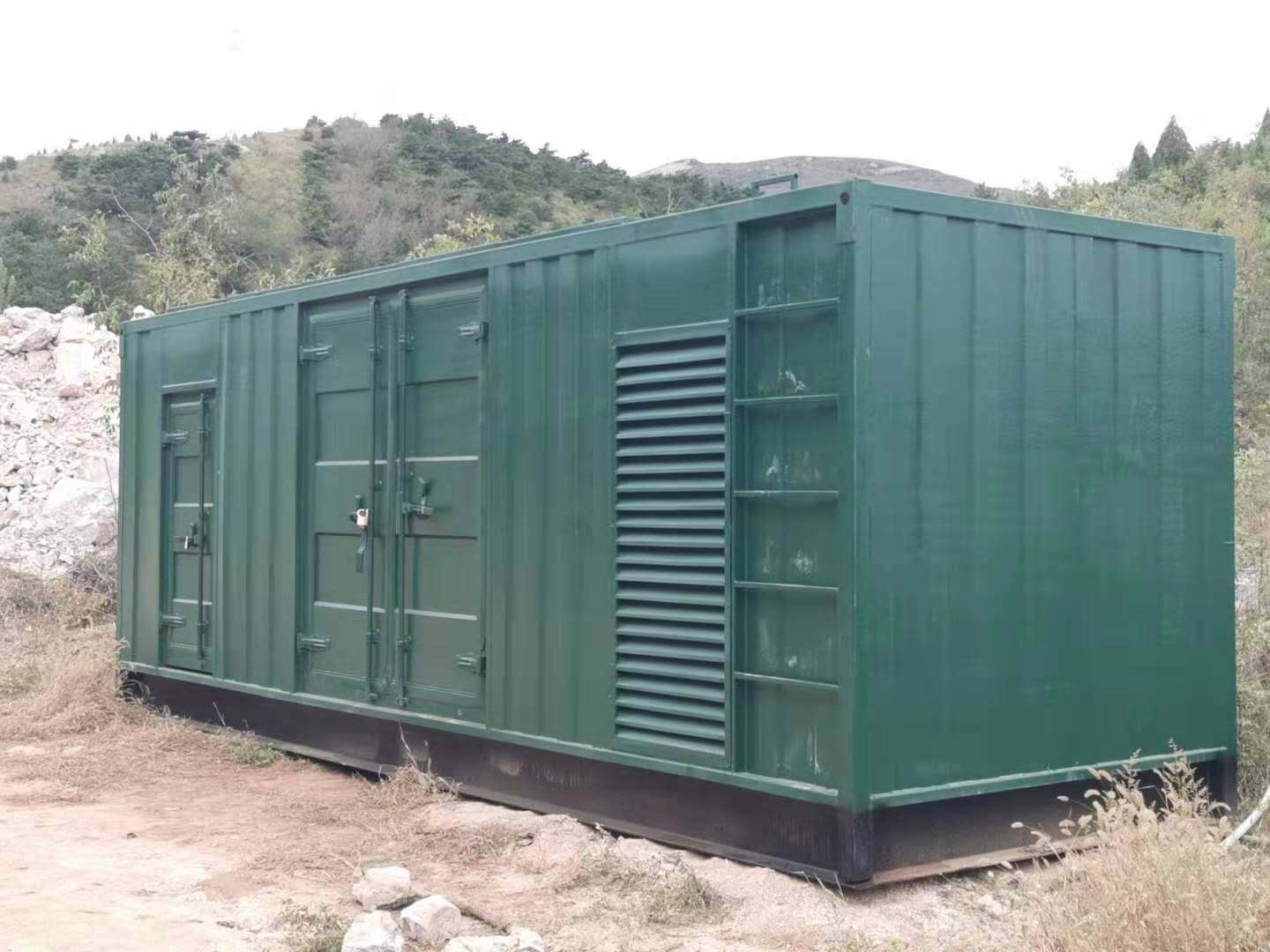 卧龙如何对接地系统进行定期检测和维护？