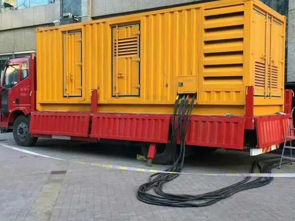 卧龙如何确定水冷式机油散热器密封件的规格型号？